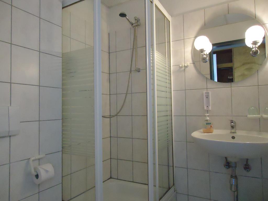 Greenline Hotel Hellfeld Neubrandenburg Δωμάτιο φωτογραφία