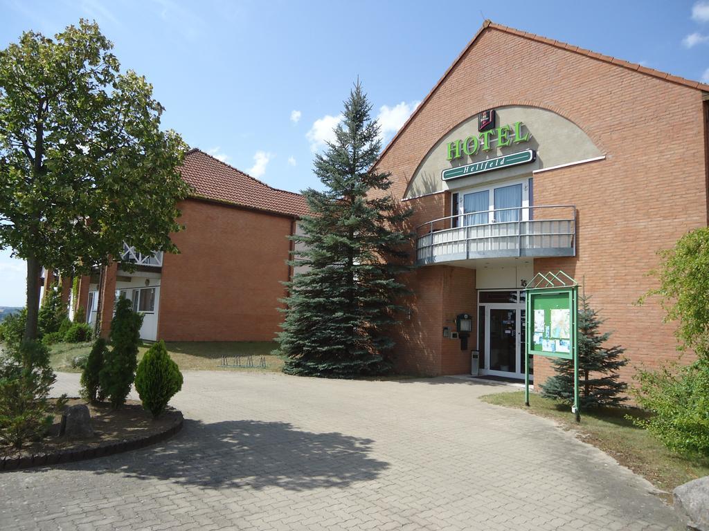 Greenline Hotel Hellfeld Neubrandenburg Εξωτερικό φωτογραφία