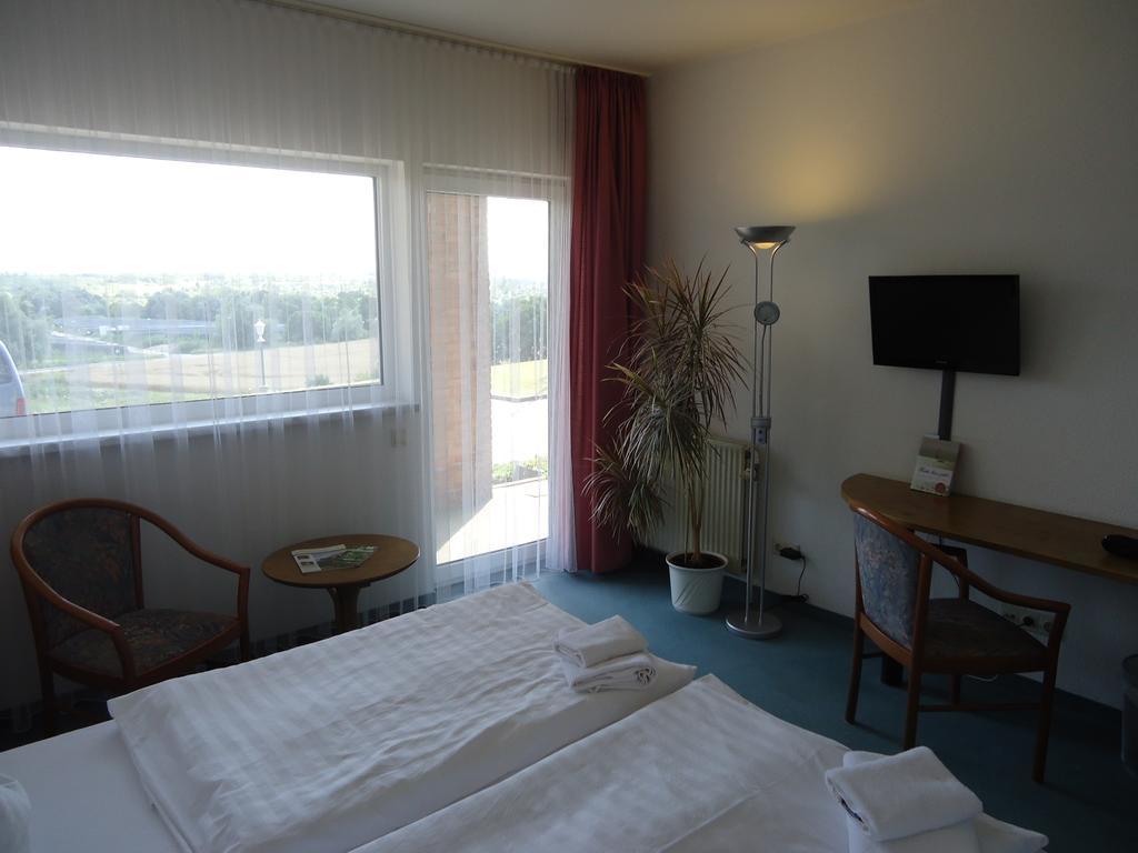 Greenline Hotel Hellfeld Neubrandenburg Εξωτερικό φωτογραφία